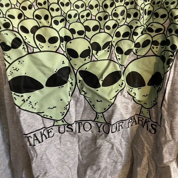 Fun Alien Tee - Picture 2 of 3